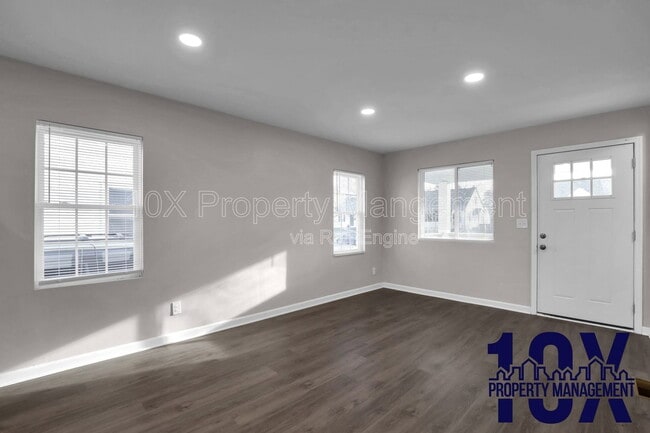 Building Photo - 2453 McGuffey Rd