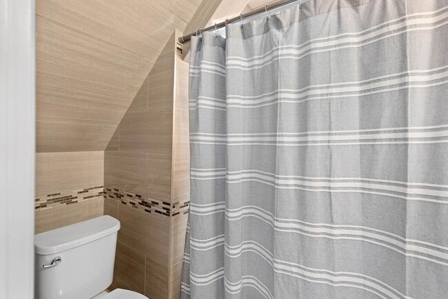 Building Photo - 201 Adams St