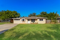 Building Photo - 10849 60th Ave N