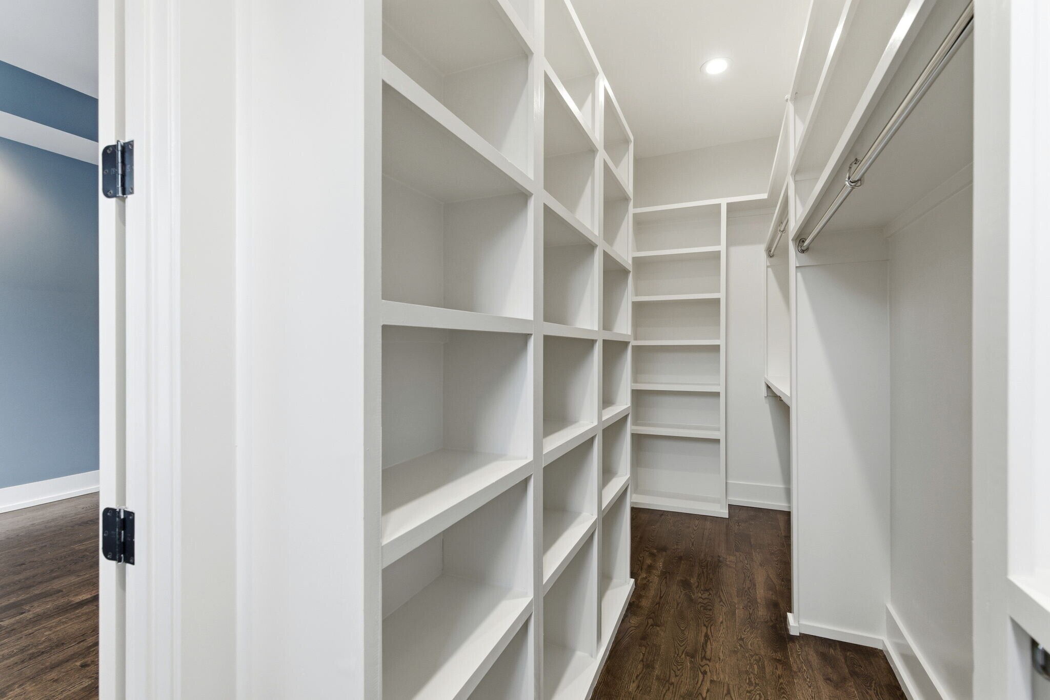 Building Photo - 1708B 15th Ave S