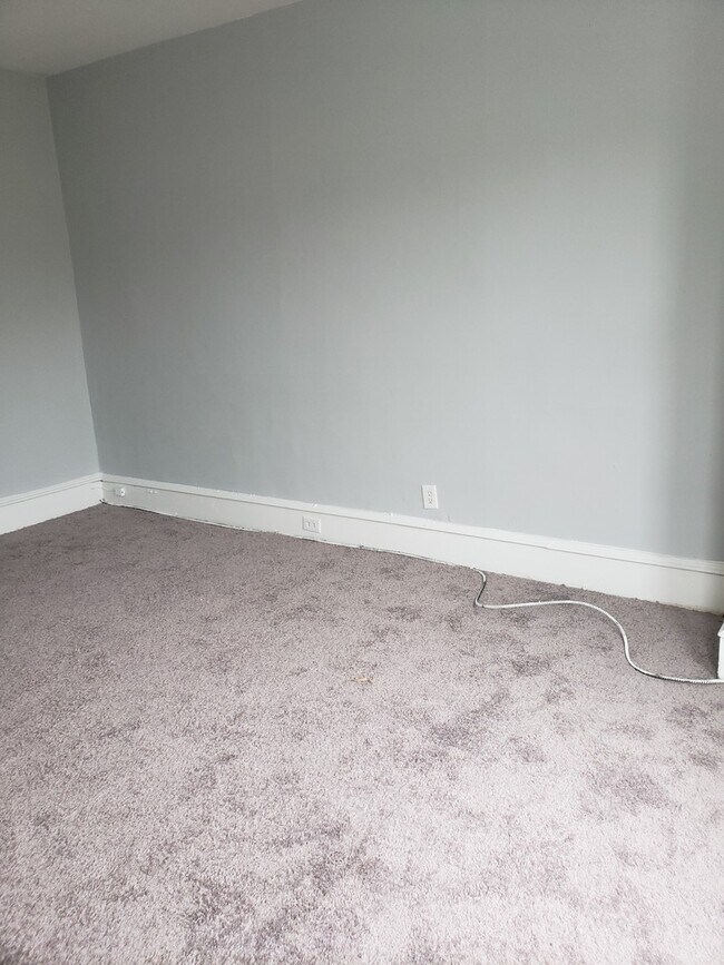 Building Photo - 4522 N Broad St