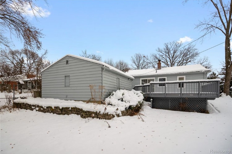 Building Photo - 242 Preston Ave