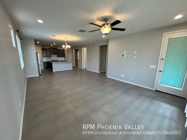 Building Photo - 11541 W Ashby Dr