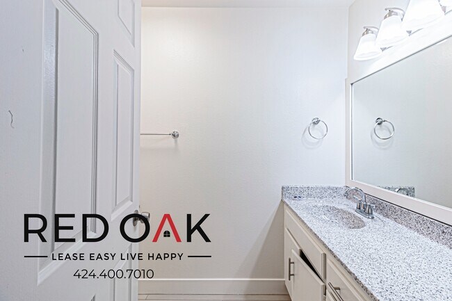 Building Photo - 3710 E Fountain St