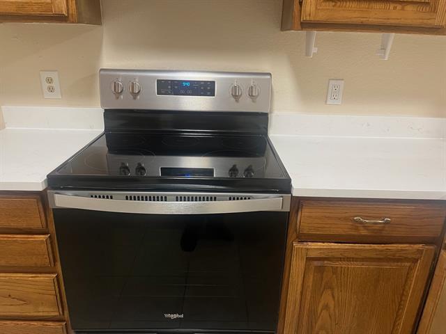 Building Photo - 1111 Dandelion Dr