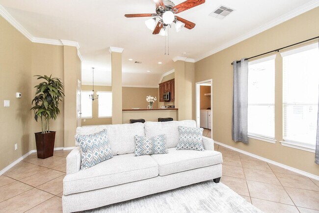 Building Photo - 4927 Grapevine Lake Ct