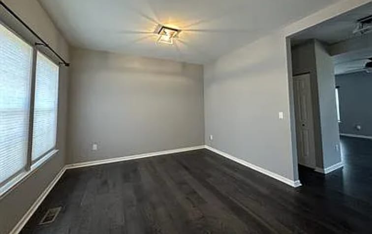 Building Photo - 119 Owls Nest Way