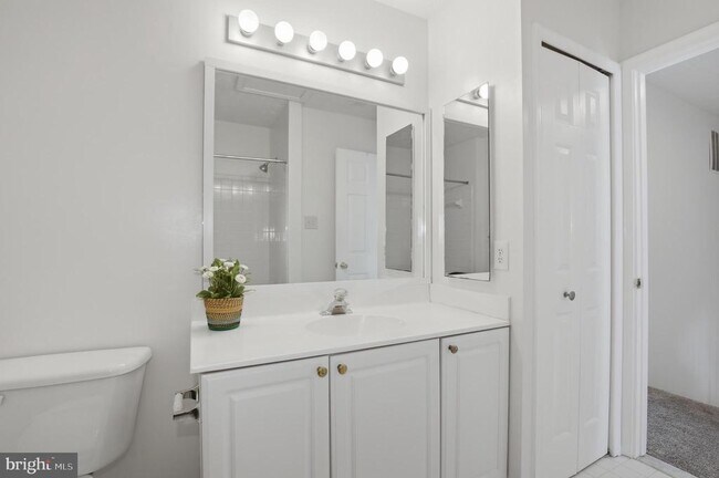 Building Photo - 5119 Spring Willow Ct