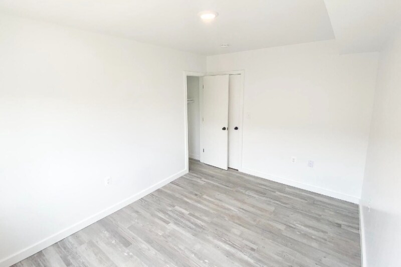 Building Photo - 4609 Quarles St NE