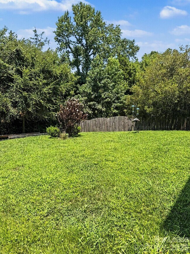 Building Photo - 2717 Forest Grove Ct