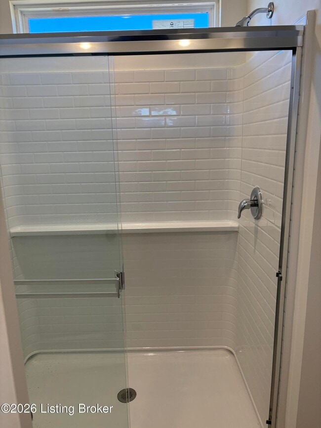 Building Photo - 6814 Oak Rock Dr