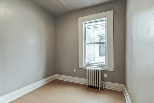 Building Photo - 864 E Chelten Ave