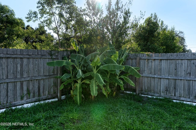 Building Photo - 442 Ameca Ave