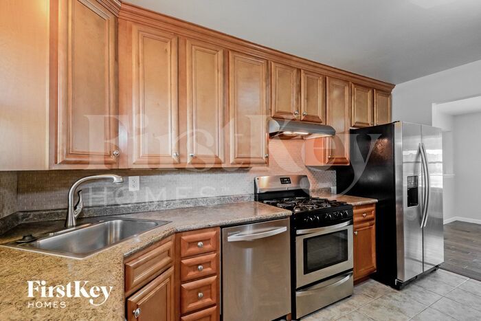 Building Photo - 2525 Dove Dr