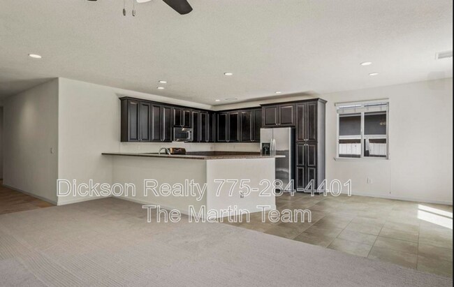 Building Photo - 10772 Ridgebrook Dr