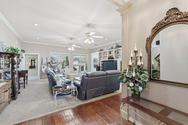 Building Photo - 113 Green Oaks Ct