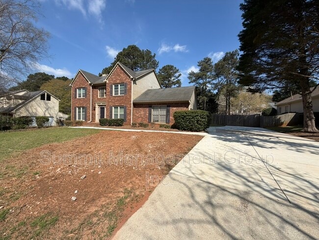 Building Photo - 1611 Ellington Rd SE