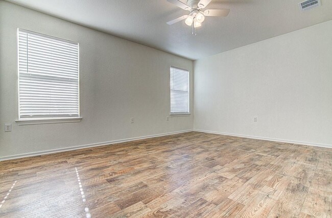 Building Photo - 7505 Aspen Brook Dr