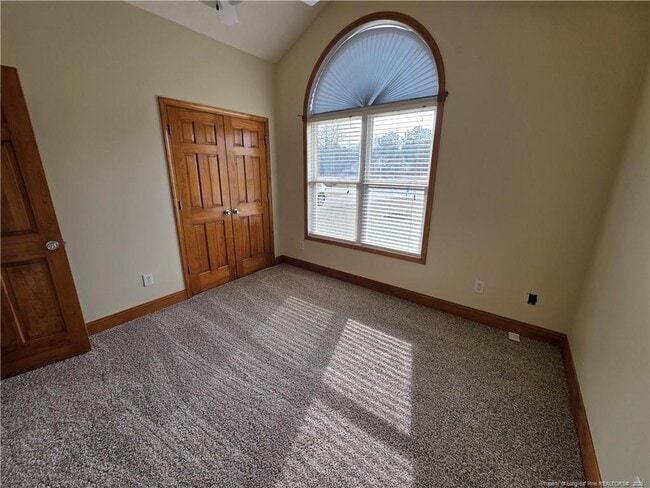 Building Photo - 1935 Sunshine Ct