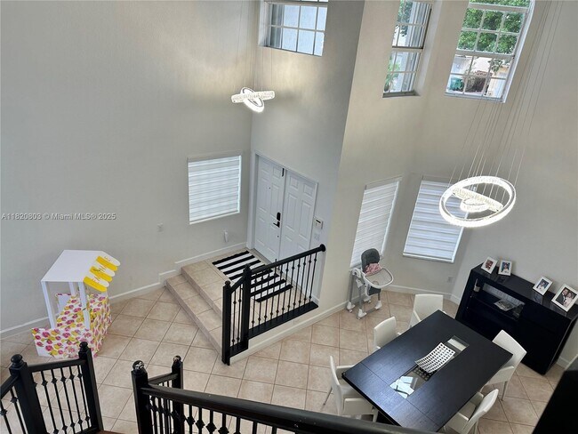 Building Photo - 10873 NW 71st St