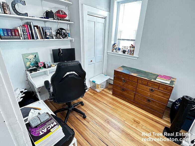 Building Photo - 1284 Commonwealth Ave