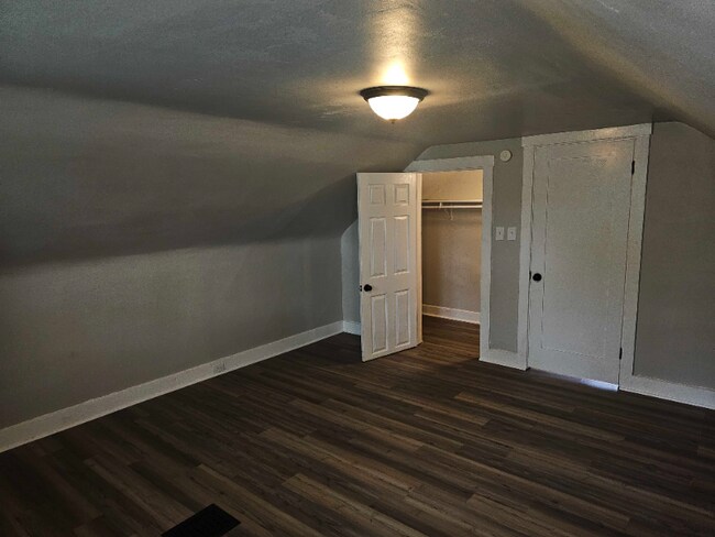 Building Photo - 1560 Dixmont Ave