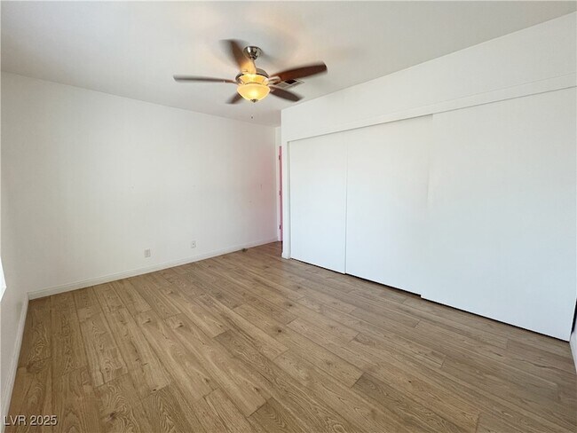 Building Photo - 3548 Silver Bend St