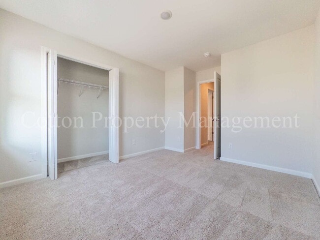 Building Photo - 9044 Laurel Bay Ln