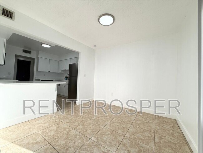 Building Photo - 4351 S Semoran Blvd