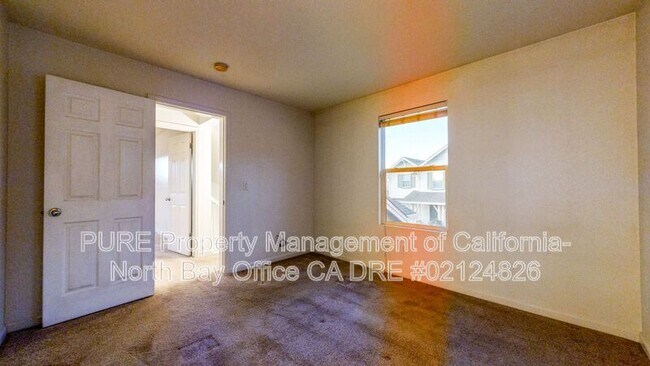 Building Photo - 2024 Northfield Dr