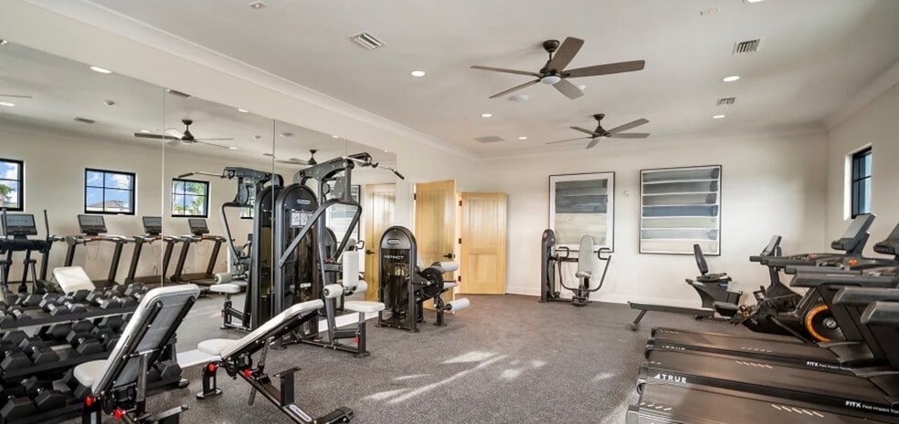 Weight Room - 11687 74th Cir E