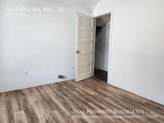 Building Photo - 5415 6th Ave NW