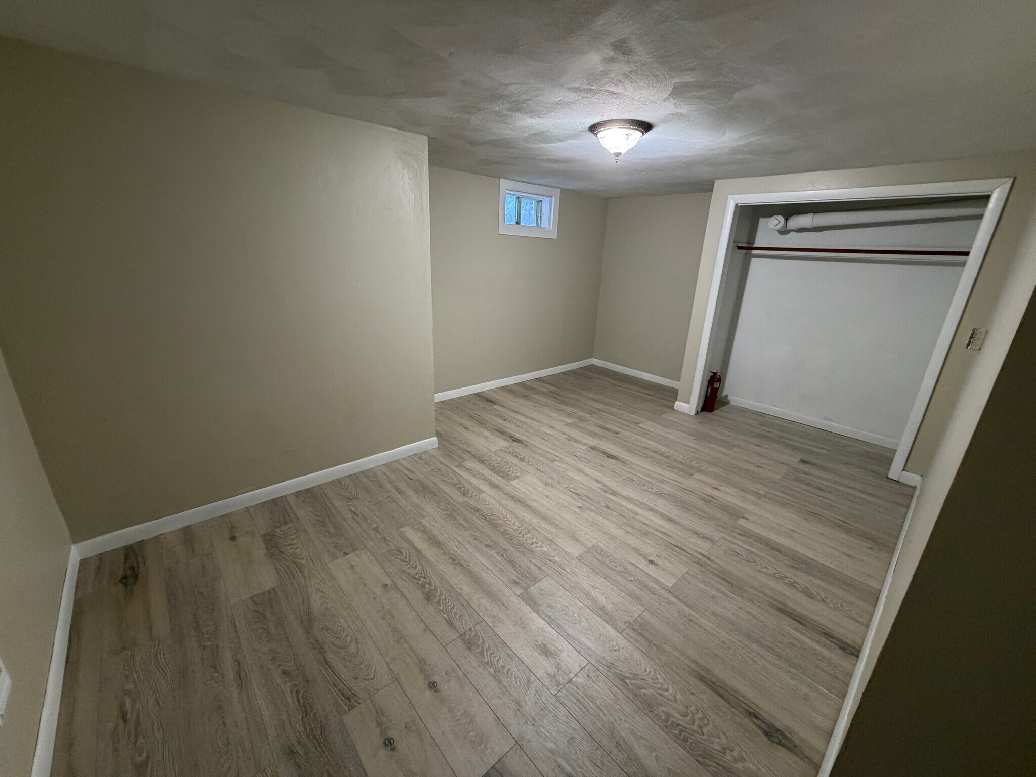 Building Photo - 2 Bayleaf Way