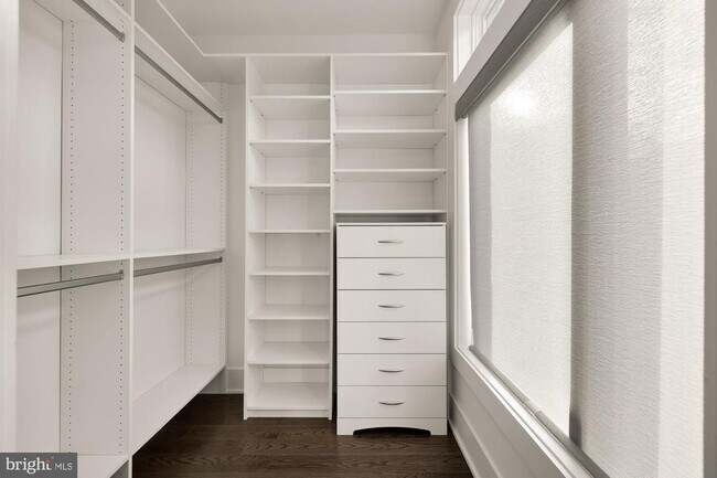 Building Photo - 153 Winsome Cir