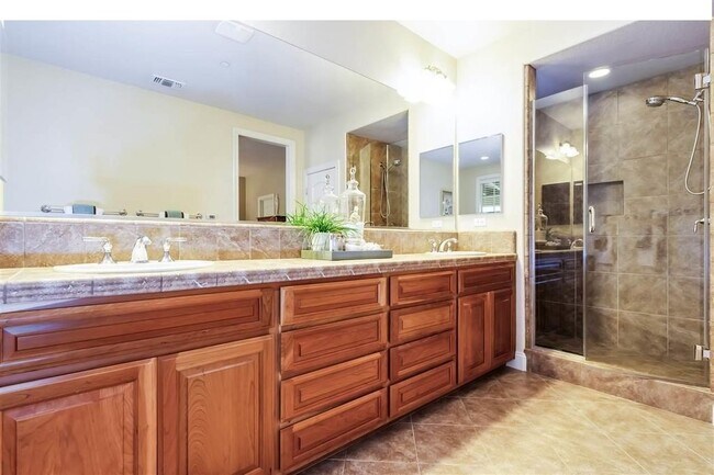 Building Photo - 4505 Mirano Ct