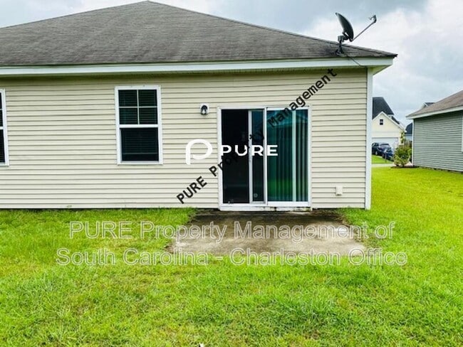 Building Photo - 2901 Penobscot Dr