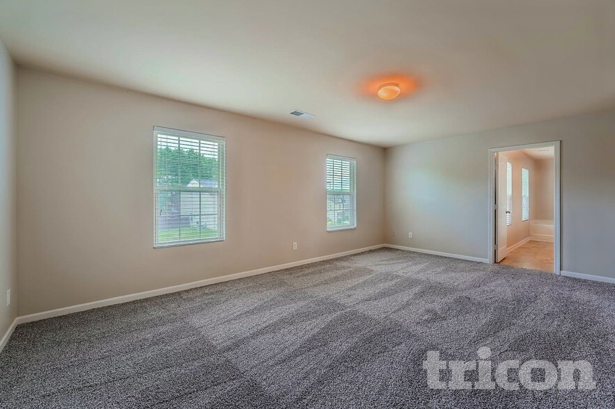 Building Photo - 38 Possum Creek Ln