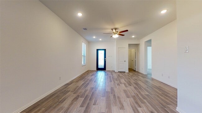 Building Photo - 31319 Black Frst Xing