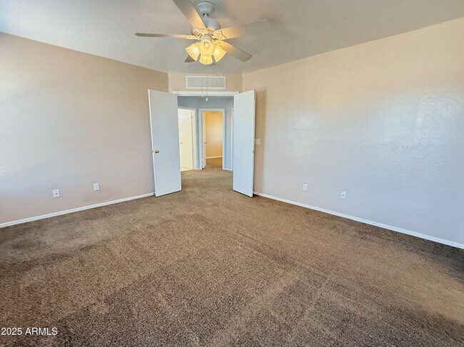 Building Photo - 12646 W Willow Ave