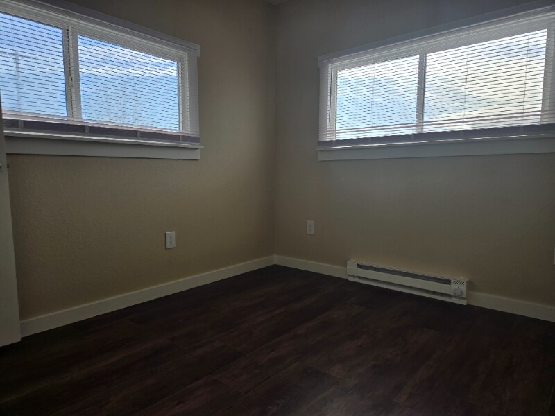 Building Photo - 111 Elbow Ct
