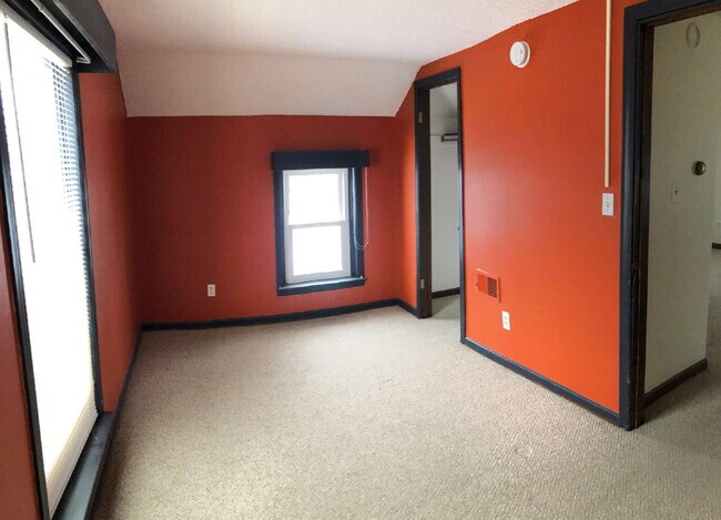 Building Photo - Hudsonville 2BR