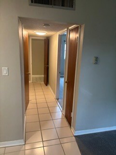 Kitchen to bath - 320 Lakeview St