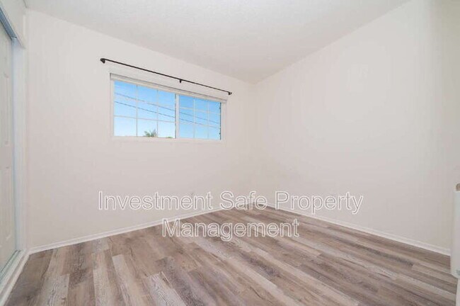 Building Photo - 346 Inkopah St