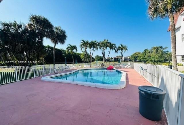 Building Photo - 8002 Lagos De Campo Blvd