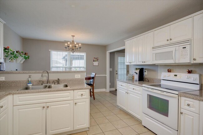 Building Photo - 4516 Logans Way