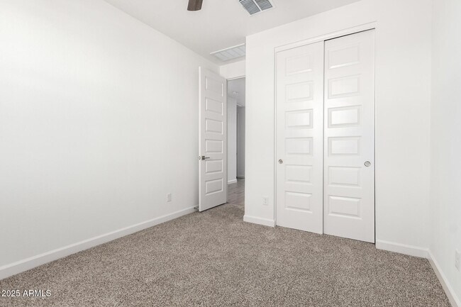 Building Photo - 17818 W Vogel Ave