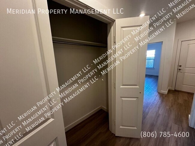 Building Photo - 5508 Itasca-A