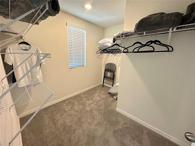 Building Photo - 2907 Rock Sound St