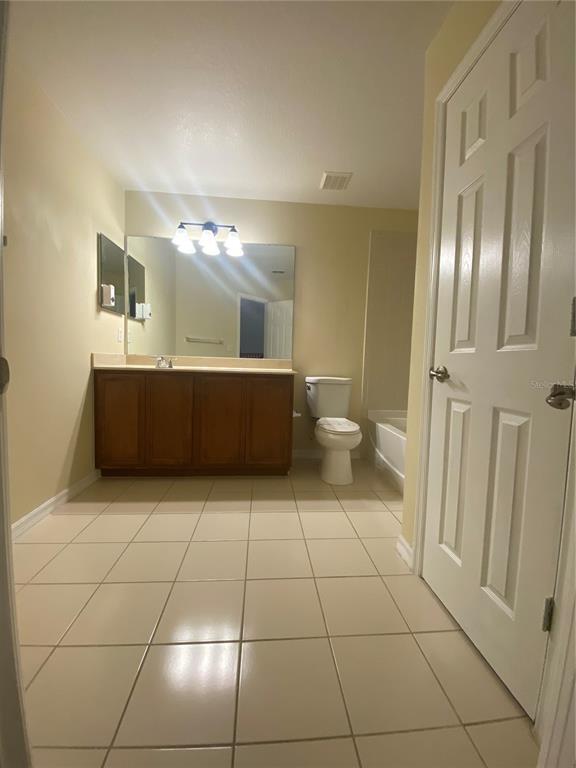 Building Photo - 611 1st Cape Coral Dr