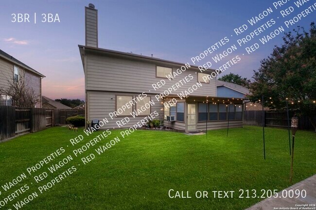 Building Photo - 1524 Juniper Ln